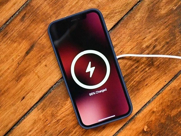 金平苹果手机维修分享iPhone 12可以随便充电吗 